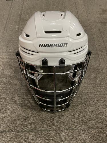 Used Warrior ALPHA ONE PRO BOX LACROSSE Lacrosse Helmet White MD 11614-S000230729