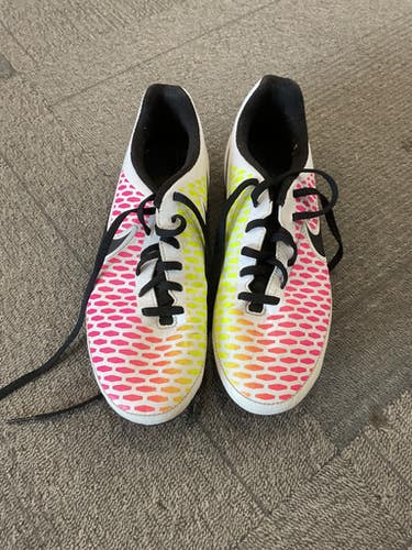 Used Nike MAGISTA Soccer Cleats White Senior 7.5 11614-S000230706