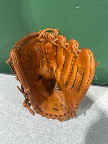 Shoeless Joe RH Outfield Softball Glove 13" (New)