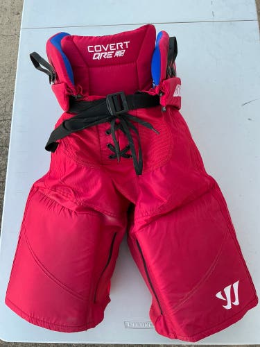 Warrior Covert QRE20 PRO Pro Stock Hockey Pants Medium Red (Used) 7422
