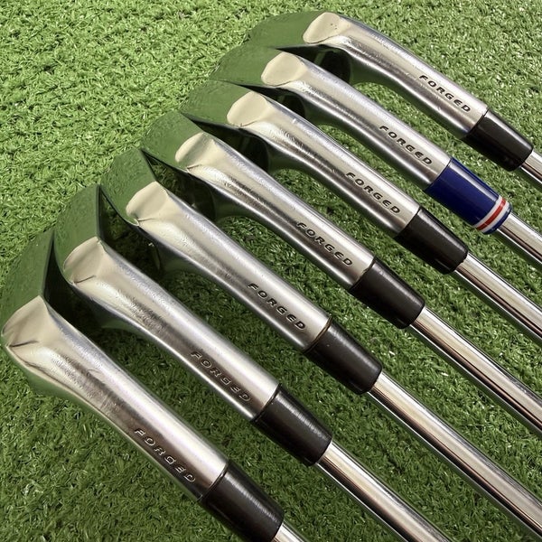 Srixon ZX7 Forged Iron Set 4-PW Project X LZ 6.0 120g Stiff Flex
