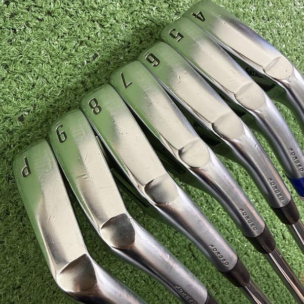 Srixon ZX7 Forged Iron Set 4-PW Project X LZ 6.0 120g Stiff Flex