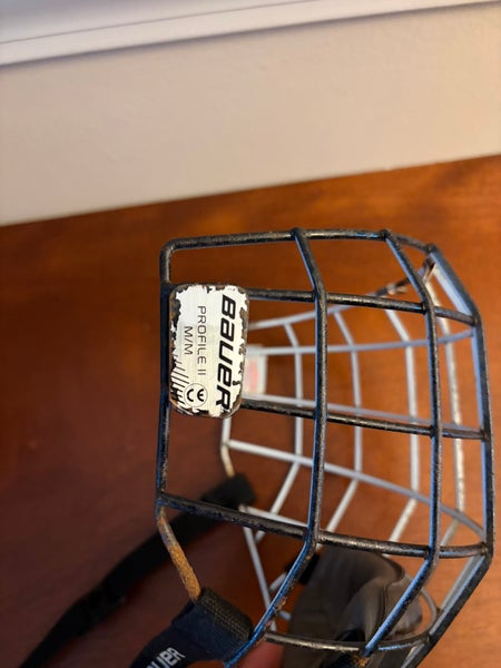 Medium Bauer Helmet (Used)