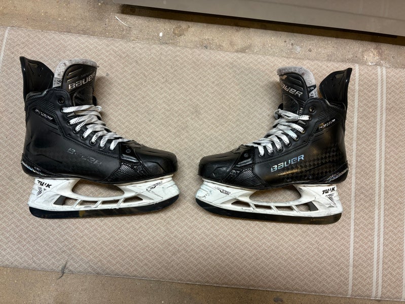 Bauer Supreme Shadow Hockey Skates Regular Width 9.5 (Used)
