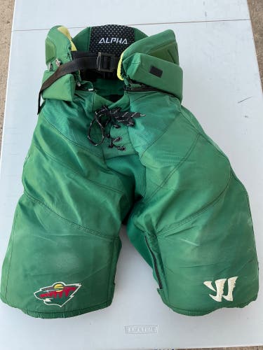 NHL Wild Warrior Alpha Pro Stock Hockey Pants Large Green (Used) 1753