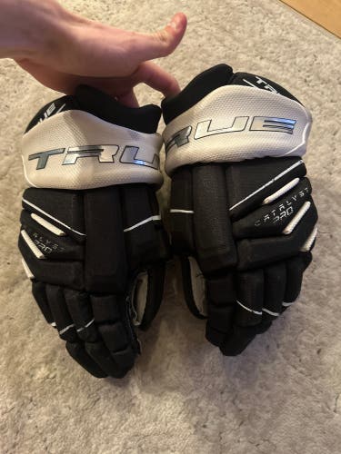 True Catalyst Pro Gloves 14" (Used)