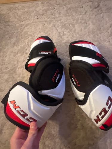 Senior Large CCM JetSpeed FT4 Pro Elbow Pads (Used)