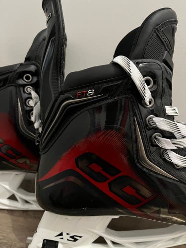 CCM JetSpeed FT8 Hockey Skates-Size 10 Tapered- Like new!