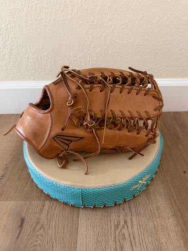 Easton Professional Series RH Outfield Baseball Glove 12.75" (Used)