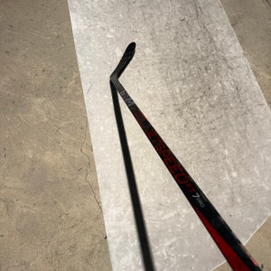 Senior CCM JetSpeed FT7 Pro Right Handed Hockey Stick P28 70 Flex (Used)