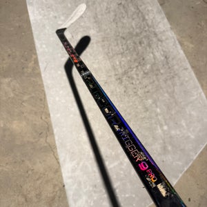 Junior CCM Ribcor Trigger 9 Pro Right Handed Hockey Stick P28 40 Flex (Used)