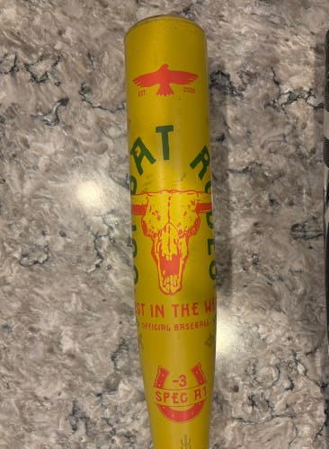 2025 Combat MFG Spec A1 Alloy BBCOR Certified Bat (-3) 28 oz 31" (Used)