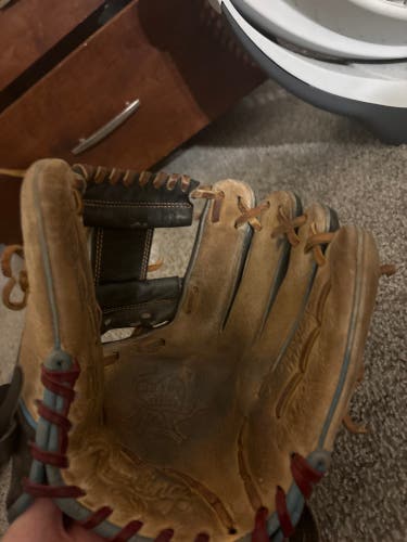 2023 Rawlings Heart of the Hide RH Infield Baseball Glove 11.5" (Used)