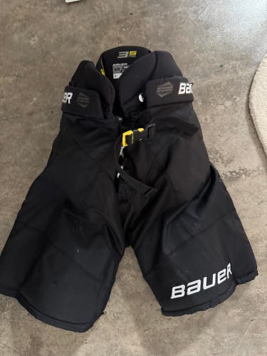 Senior Medium Bauer Supreme 3S Pro Hockey Pants (Used)