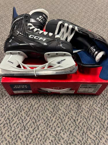CCM Next Hockey Skates Size 4 (New)
