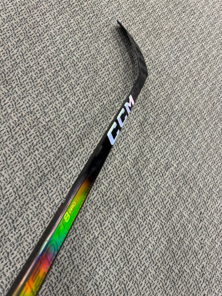 Junior Charcoal CCM Right Handed Hockey Stick P29+1/4 40 Flex (New)