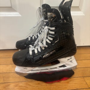 Bauer Supreme Mach Hockey Skates Regular Width 6.5 (Used)