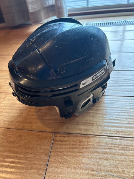 Large Bauer 4500 Helmet (Used)