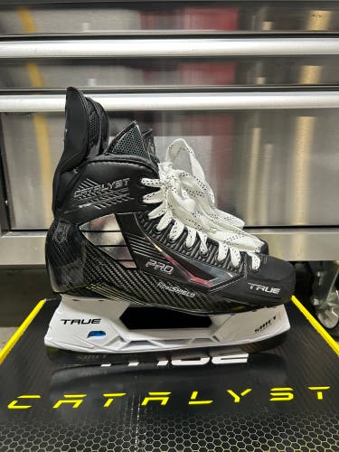 True Catalyst Pro Skate Size 8 Andrej Palat NHL Pro Stock (New)