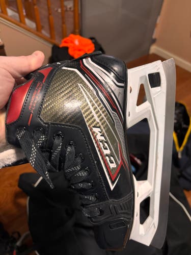 CCM JetSpeed FT460 Hockey Goalie Skates | Size intermediate 4.5