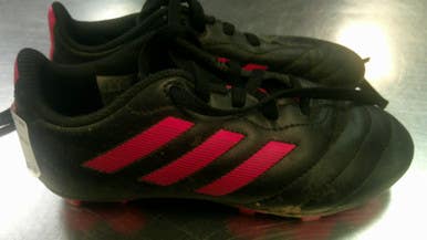 Used Adidas Soccer Cleats Black Junior 01 11868-S000067479