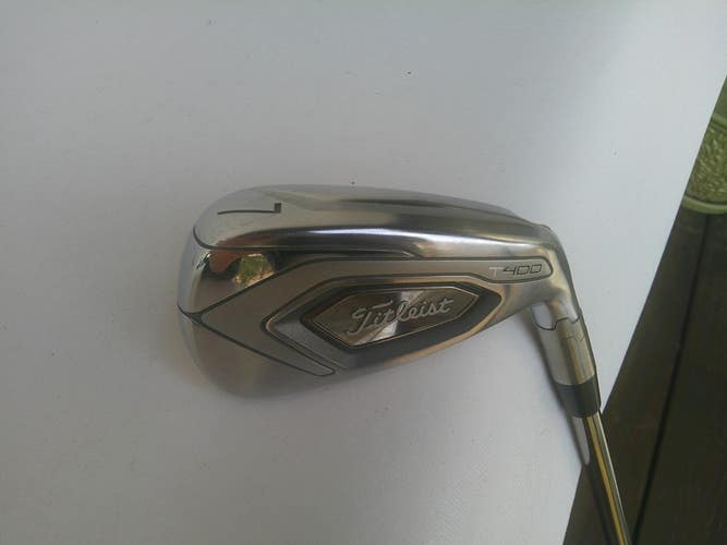 Titleist T400 7-Demo/Fitting Iron w/ UST Mamiya F3 Regular Flex Shaft