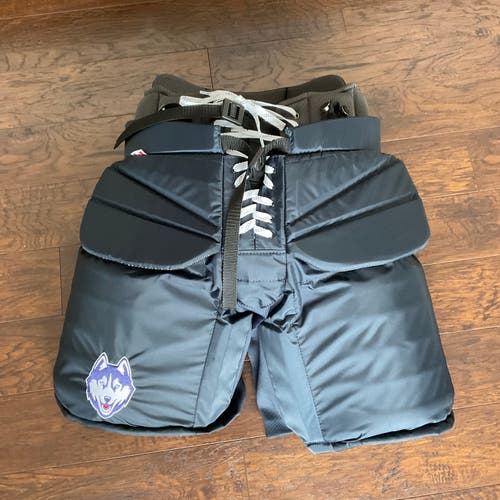 NEW Vaughn Goalie Pants - size small