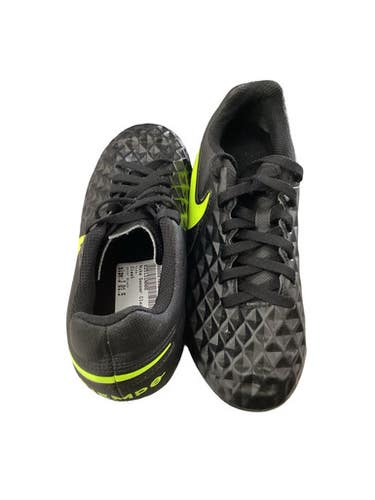 Used Nike Soccer Cleats Black Junior 01.5 11760-S000087852