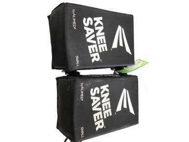 Used Easton KNEE SAVER - SMALL BB/SB Catchers Knee Savers Black 11760-S000087830