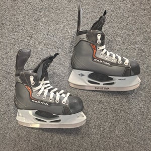 (Used) Easton Synergy EQ1 Hockey Skates Size: 1