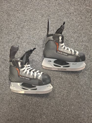 (Used) Easton Synergy EQ1 Hockey Skates Size: 1
