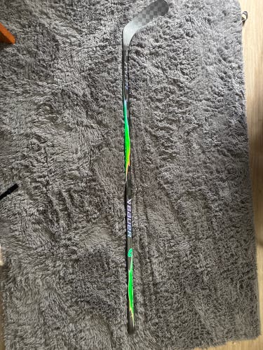 Senior Bauer Vapor flylight 2 Right Handed Hockey Stick P92 70 Flex (New)