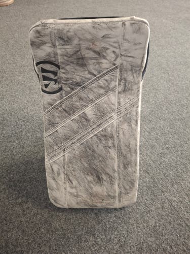 (Used) Intermediate Warrior Ritual G4 Goal Blocker Regular hand