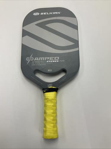 Used Demo Selkirk Amped Invikta Pro Air Midweight Pickleball Paddle
