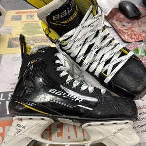 INT 6.5 Bauer Supreme M4 (Used) Senior intermediate ice Hockey Skates