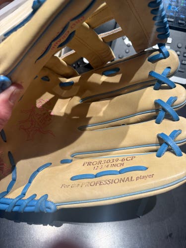 2024 Rawlings Heart of the Hide RH Outfield Baseball Glove 12.75" (New)