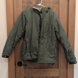 Men's Adult Medium Mountain Hardware Jacket (Used)