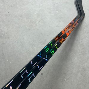 2 PACK 85 Flex P28 Senior True Catalyst 9x Left Hand Hockey Stick Pro Stock (New)