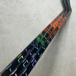 3 PACK 85 Flex P28 Senior True Catalyst 9x Left Hand Hockey Stick Pro Stock (New)