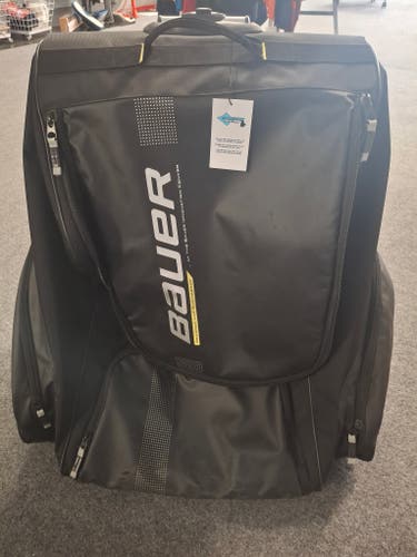 Bauer Elite Wheeled Hockey Backpack Bag.