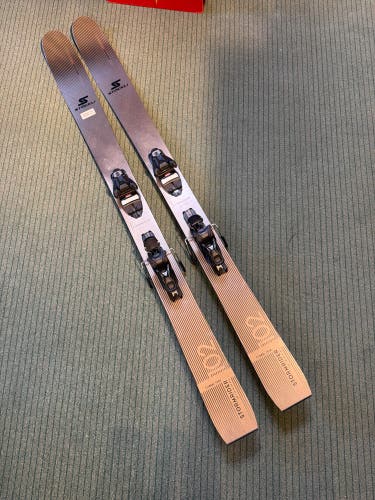Men's 2025 Stockli Stöckli Stormrider 102 173 cm Skis With Armada Strive 11 GW Demo Bindings