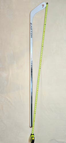 New ! Easton MAKO P7 RH 85 Iginla Non-GRIP Hockey Stick