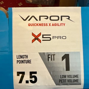 2023 Bauer Vapor X5 Pro Hockey Skates size 7.5 (New) *no blades*