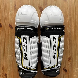 Senior CCM Ultra Tacks Pro 15" Shin Pads Pro Stock (Used)
