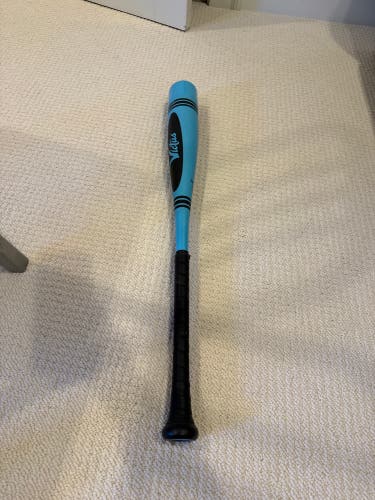 2024 Victus Crayon Bat Blue Blast USSSA Certified Bat (-10) 19 oz 29" (Used)