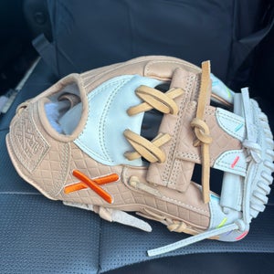 Absolutely Ridiculous Vanilla Ice Cream Glove