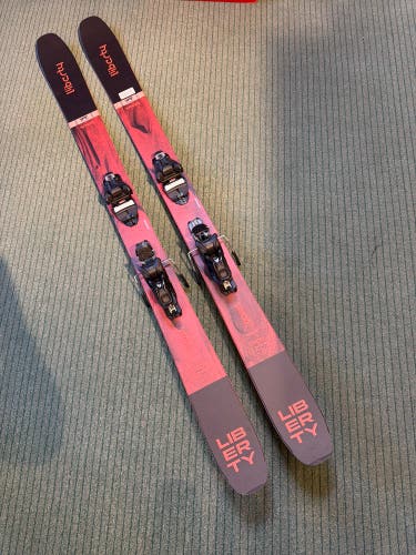 Men's 2025 Liberty Radian 100 173 cm Skis with Armada Strive 11 GW Demo Bindings