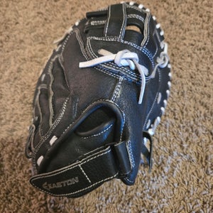 Easton RH Catcher's Prowess Softball Glove 32.5" Excellent Condition/ Genuine Leather