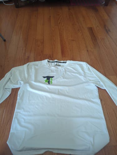 White XL Men's Shirt (Used)