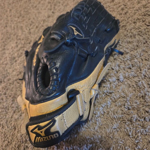 Mizuno RH Supreme Softball Glove 12.5" light Game Ready Glove